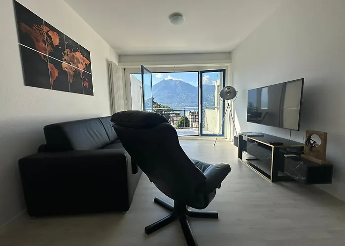 View Lägenhet Minusio